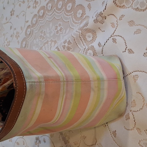 Coach Striped Canvas Tote and Unbranded Long Wallet - Picture 7 of 16